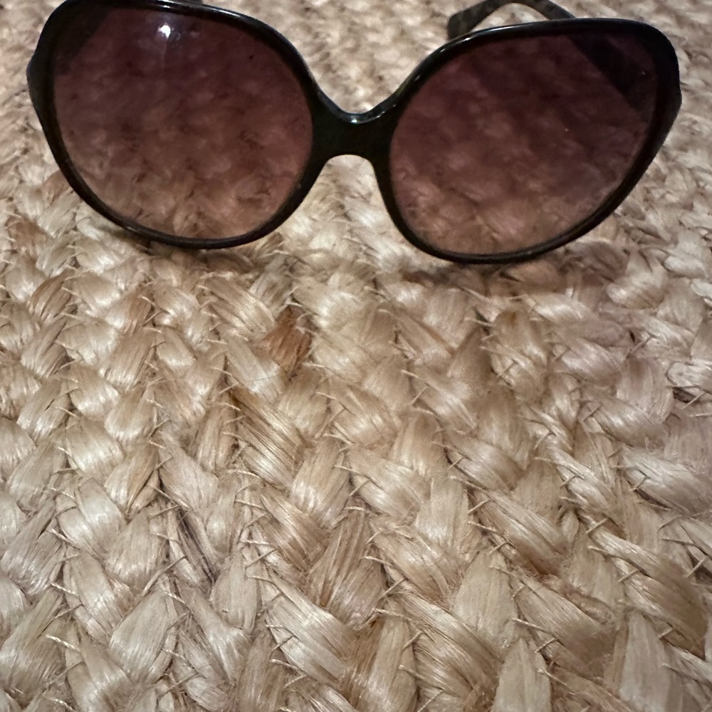 Stylish Black Sunglasses